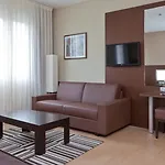 מלון Ciudad De