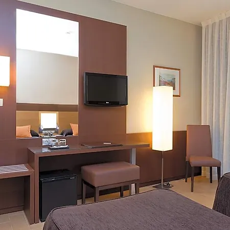Hotel Ciudad De 4*