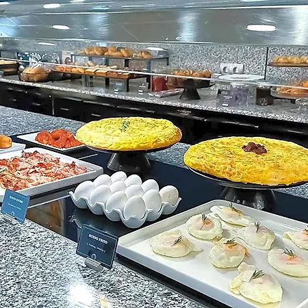 Ciudad De Hotel 4*