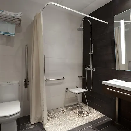 Hotel Ciudad De 4*