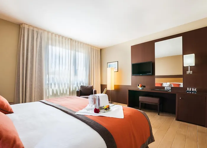 Hotel Ciudad De 4*