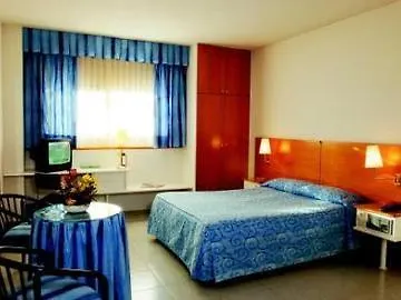 Ciudad De Альканьис