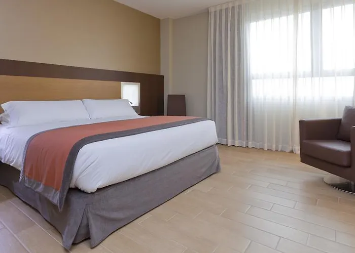 Hotel Ciudad De 4*